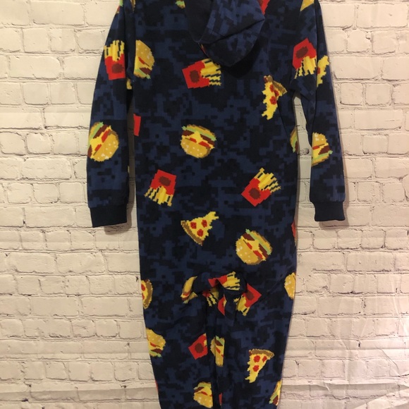 Bundle Box of 6 items!!! Size 7/8 Boys!!! - Picture 15 of 16